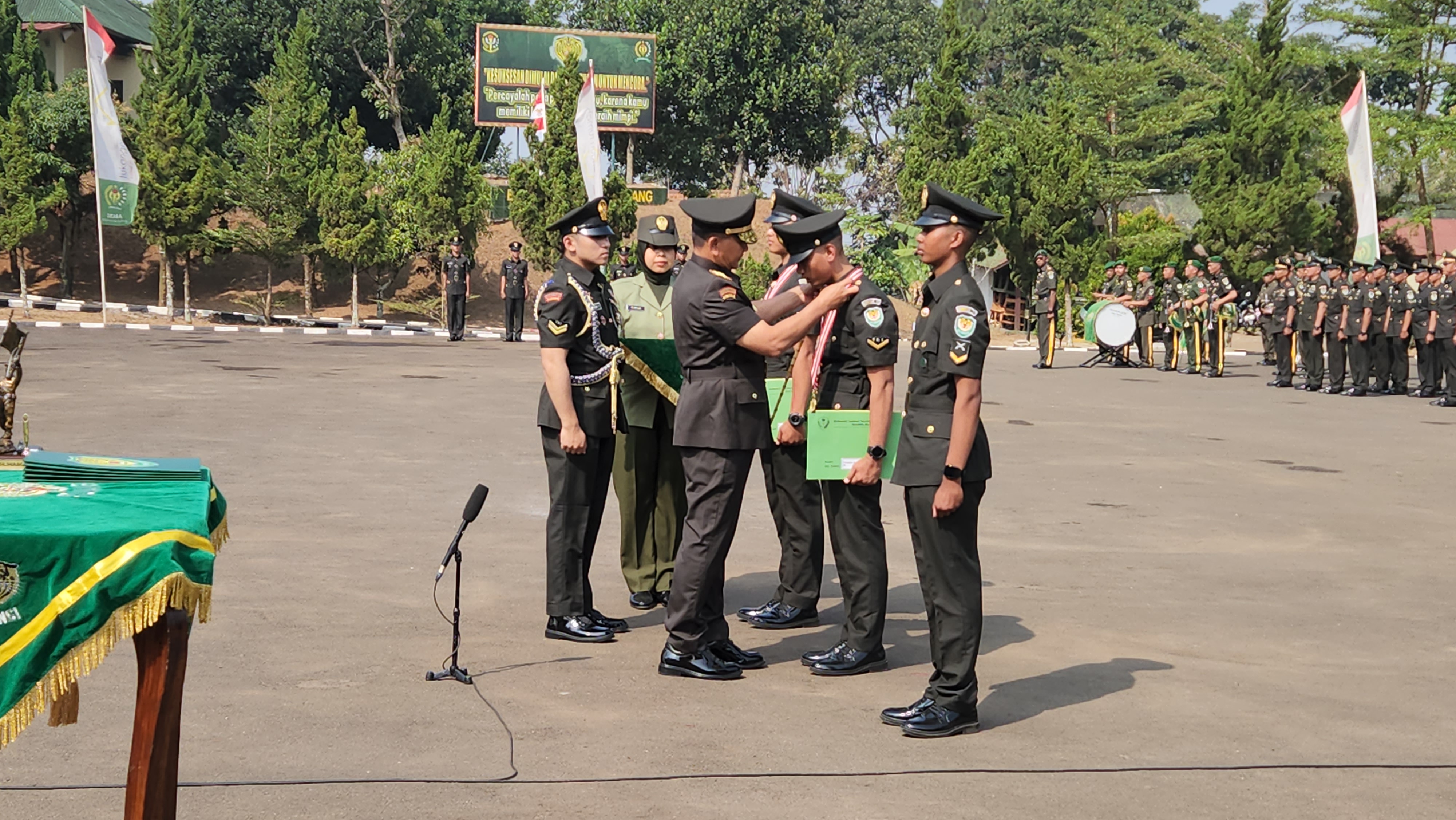 UPACARA PENUTUPAN PENDIDIKAN PELANTIKAN DAN PENYUMPAHAN PRAJURIT SISWA DIKMABA IF DAN DIKMABA KEAHLIAN (SIBER, IT & MULTIMEDIA) TNI AD GEL. II TA 2026